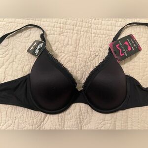 Maidenform T-Shirt Underwire Smart & Sexy Black Lace Trim Bra. 34B (New)